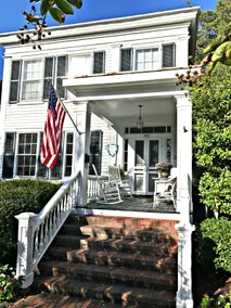 The Historic 1856 Leecraft Home - Image 2