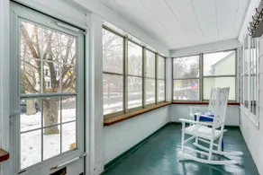 Cozy 2 BR Home in Perfect Twin Cities Location! - Image 4