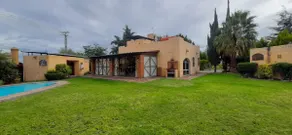 House with private pool near illuminated villa - Image 2