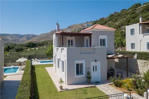 Family Villa with Private Pool and Ping Pong table - Image 2