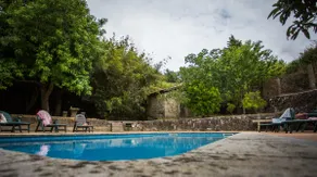 \"Casa do moinho\" garden, pool and barbecue. - Image 2