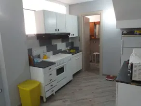 Independent tavern in owned house - Image 4