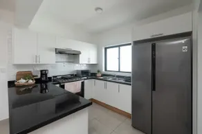 Coconut House - Image 4