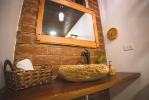 Bamboo View / Heliconia Suite - Image 3