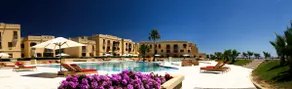 New apartment with direct pool-/sea-view - Image 3