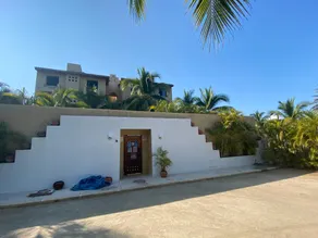 Beautiful oceanfront apartment! - Image 2