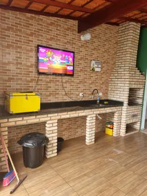 House with swimming pool and barbecue area - Sovereign - Image 4