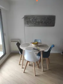 Beautiful studio near Paris, Vincennes, banks of the Marne - Image 3