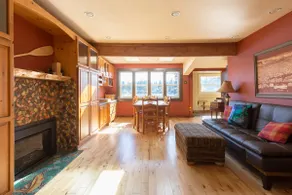 Cabin on the Lake - Image 3