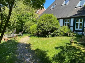 Island farmhouse ”The Hall,” close to the beach with garden - Image 2