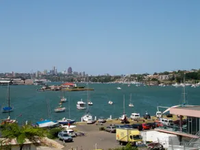 Sydney City Views Harbourside apartment - Image 3