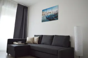 Zara Venice Apartment - Image 2