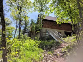 2 bedroom cottage on historic Rideau Canal - Image 5