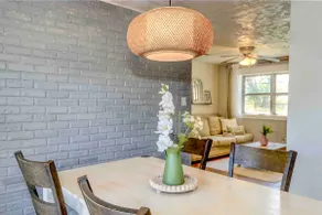 Charming & Bright Home in Lawton minutes to FtSill - Image 5