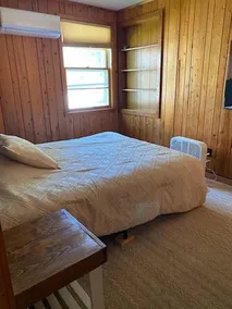 3 bedroom Lake Cottage Retreat - Image 4