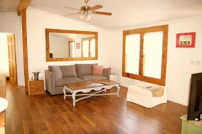 Vineyard Home & Wine Shop - Image 4