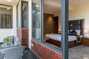 4 Bedrooms Penthouse apartment |Hillcrest| Kasauli - Image 4