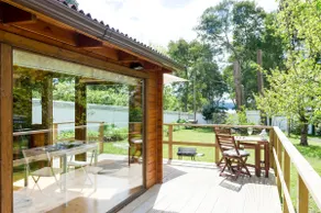 Beach cabin with a garden. - Image 4