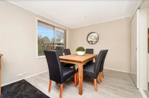 Elegant 4 Bedroom Home in Chifley - Hosted by Canstay - Image 5