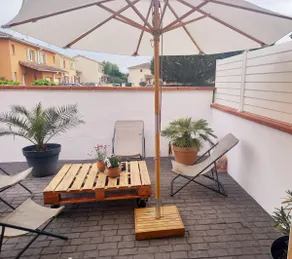 Cozy garden house with pool - Image 4