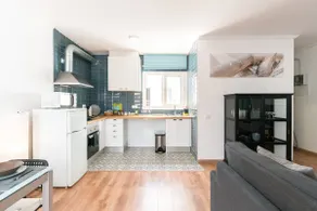 Sunny Penthouse w/Terrace • Camp Nou • Fira BCN - Image 3