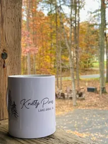 Authentic 3 Bedroom Log Cabin, with Lake Access - Image 3