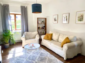 Cozy, centrally located apartment in a historic building by the river - Image 5
