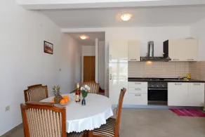 Nice Apartment TOMA'S with pool - A1 - Image 3