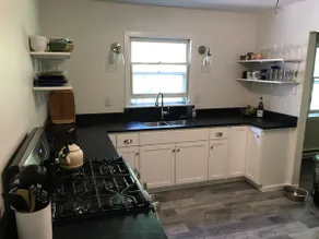 The Equinox Cottage - Image 4