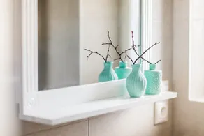 Trendy Local Apartment - Image 5