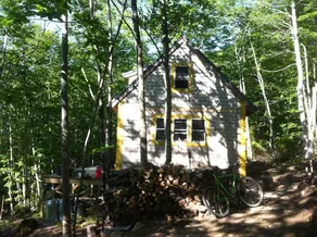 Hand built cabin overlooking a pond - Image 2