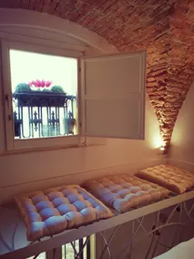 Bologna Boutique Home - Image 2
