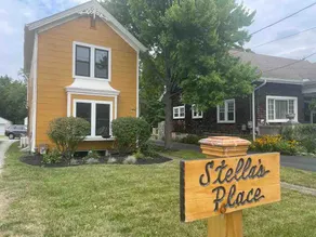 Gorgeous historic 2 BR home in the heart of Mason - Image 2