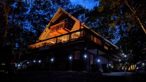 The Getaway Chalet: Relaxation, Views & Fire Pit - Image 2