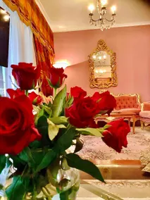 100m² Central Athens 2BR | 4 Guests + Sofa Bed - Image 3