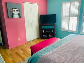 Colorful condo with heated pool and private WiFi - Image 4