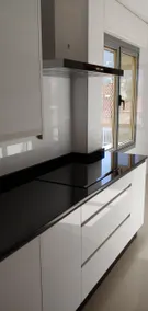 Privileged apartment in the beach area. Parking - Image 5