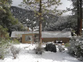 Cute, Romantic Cabin! - Image 2