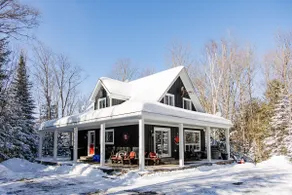 The Hidden Porch at Sir Sam's (hot tub & sauna) - Image 3