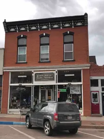 Beautiful! Location! Main St Cañon! Historic! - Image 2