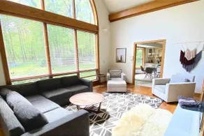 30 min from Notre Dame + Hottub, 10 acre estate and game room - Image 2