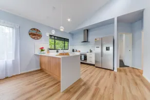 Hillside Haven - Airlie Beach - Image 2