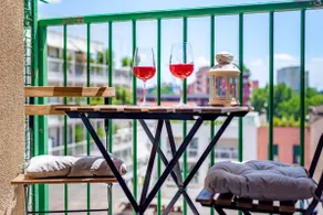 ”Bello & Buono” Navigli Apartment (Beautiful & Good) - Image 2