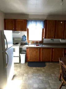 Rock's Rental House - Image 4