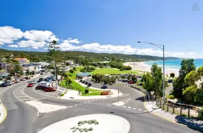 Modern Beach House in Lorne - Image 3