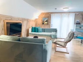 Cape Cod Tree House Retreat - Image 3