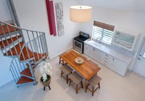 Loft-style Villa 2 Inspire with Surf/Beach Access - Image 5