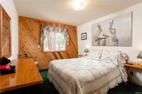 Rustic Mountain Retreat. Trail access,fenced yard - Image 5