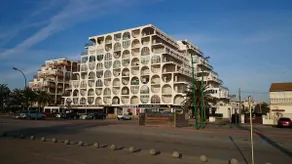 Apartment in beachfront - Image 4