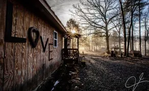 Cozy Cabin w/Hot-Tub In The Beautiful Mountains of North Carolina, Pet Friendly! - Image 3